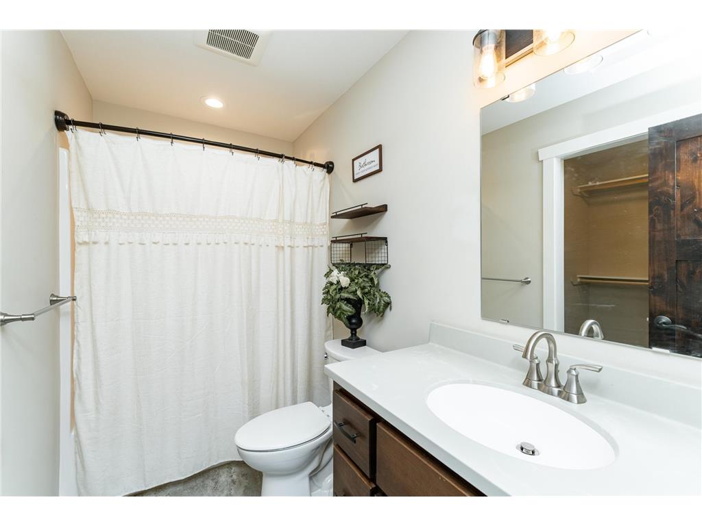 615 7th Avenue NE Plainview MN 55964 6792989 image16