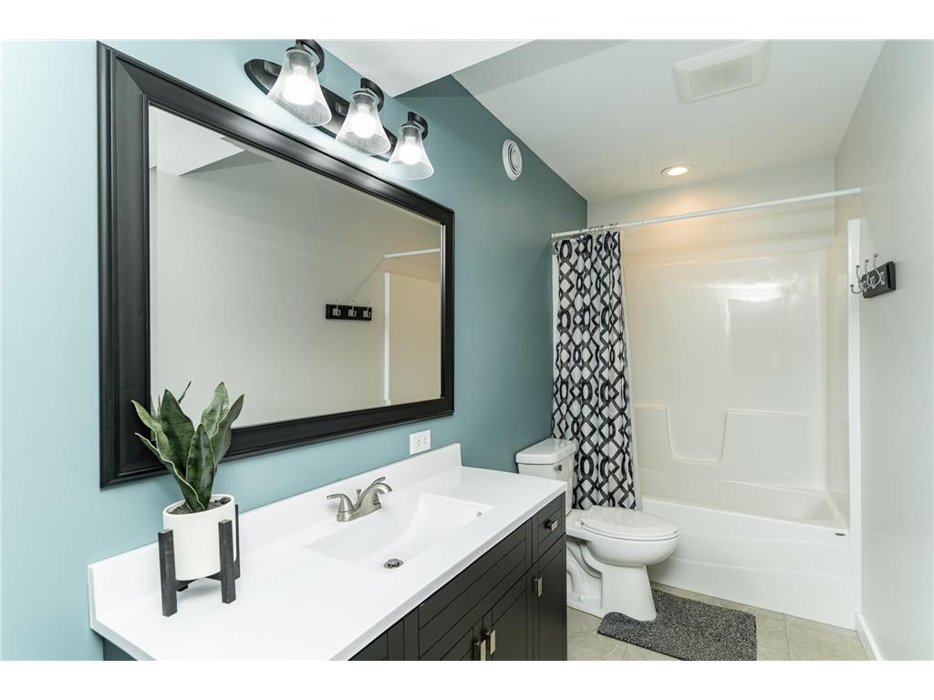 615 7th Avenue NE Plainview MN 55964 6792989 image29