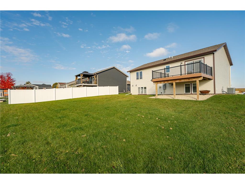 615 7th Avenue NE Plainview MN 55964 6792989 image39