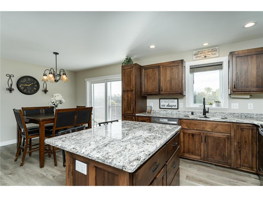 615 7th Avenue NE Plainview MN 55964 6792989 image8