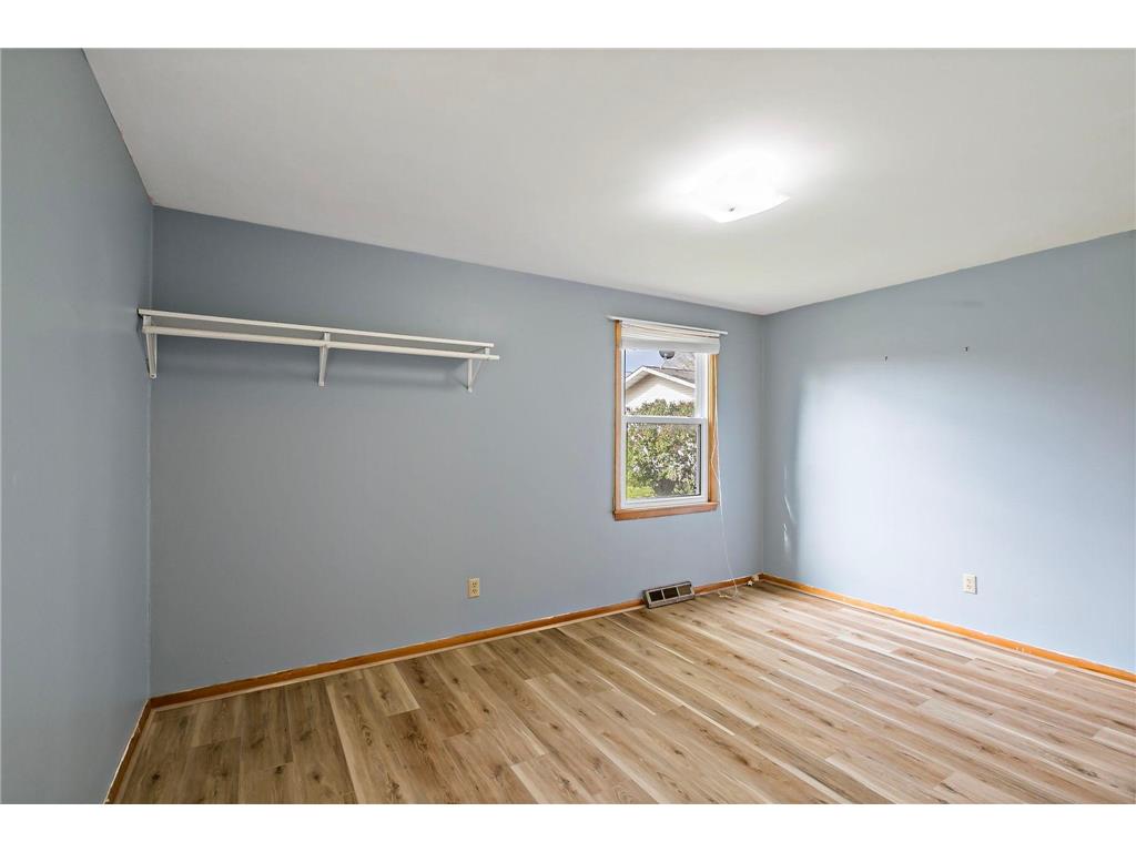 615 7th Street Kenyon MN 55946 7033312 image17