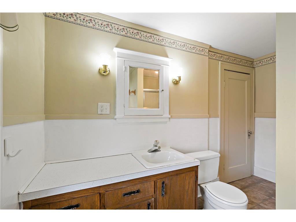 615 7th Street Kenyon MN 55946 7033312 image30
