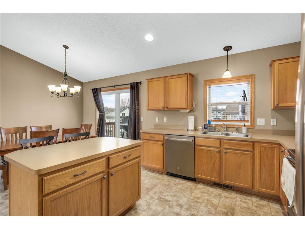 615 Dillon Avenue N Montrose MN 55363 7037516 image12