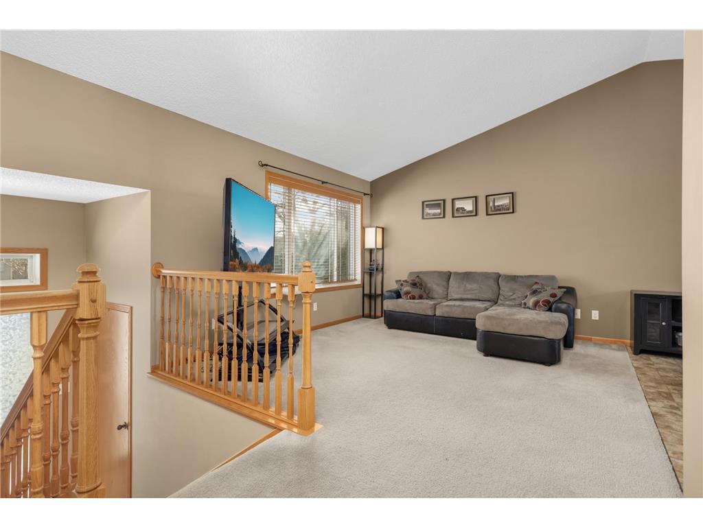 615 Dillon Avenue N Montrose MN 55363 7037516 image4