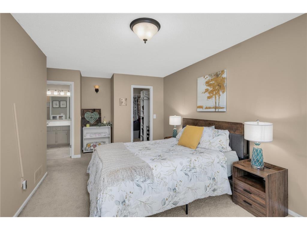 615 Evergreen Drive Burnsville MN 55337 7024634 image16