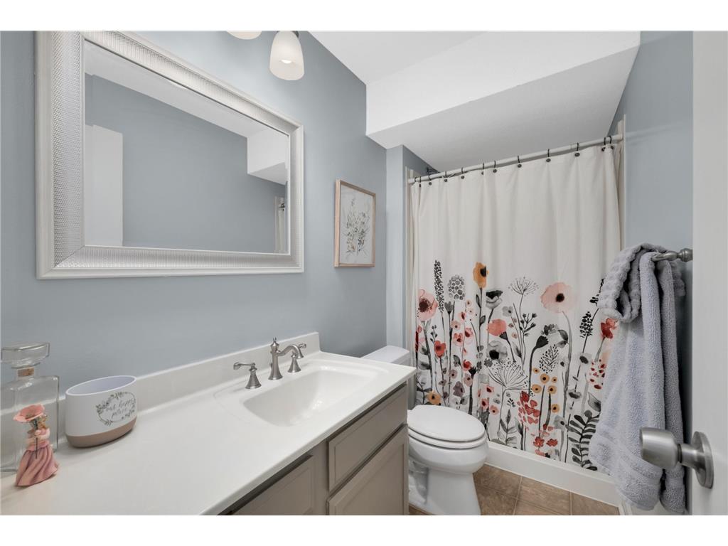615 Evergreen Drive Burnsville MN 55337 7024634 image25