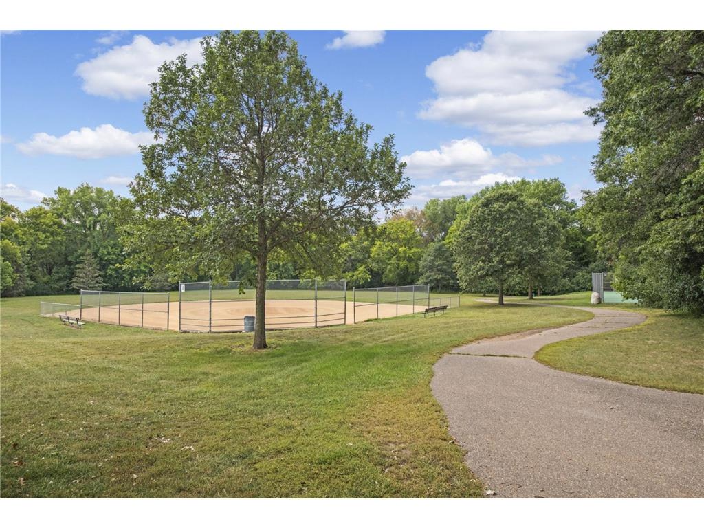 615 Evergreen Drive Burnsville MN 55337 7024634 image28