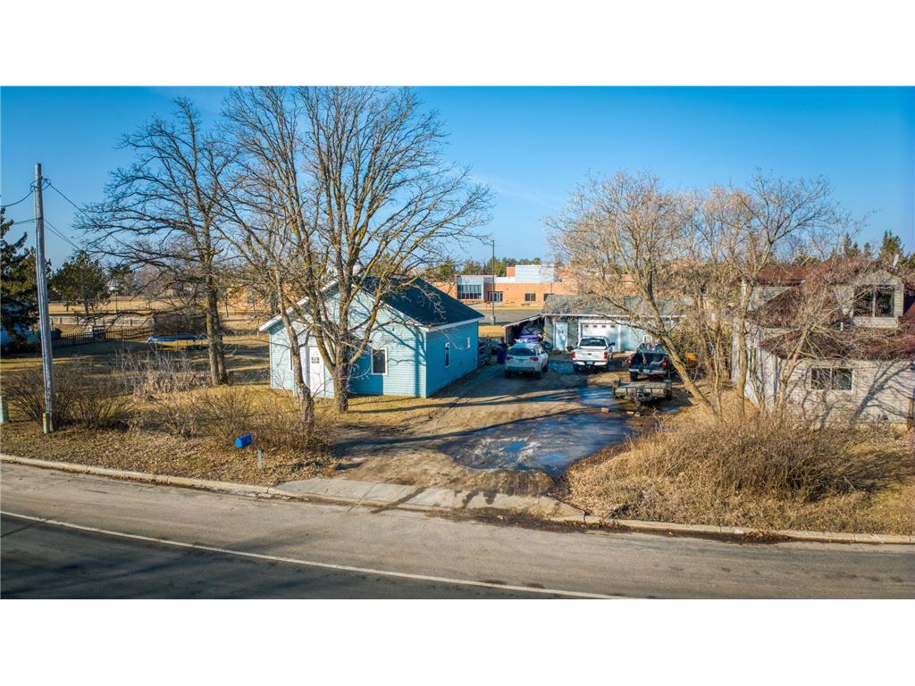 615 Lake Avenue NE Bemidji MN 56601 6493218 image1