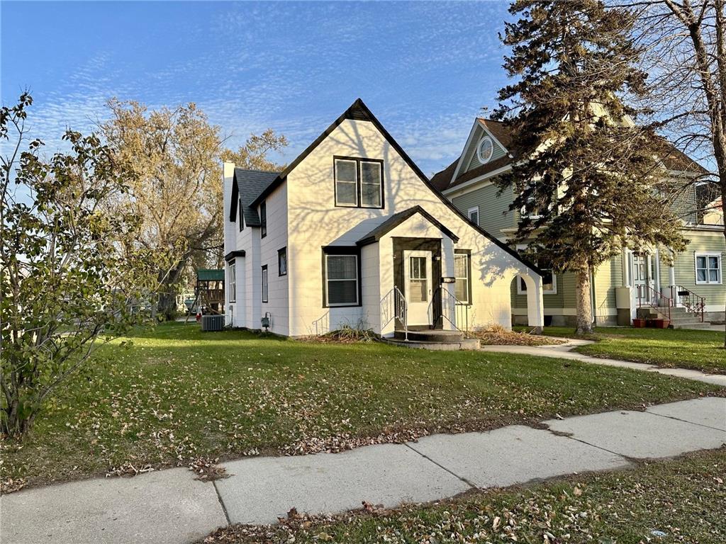 615 Pine Street S Sauk Centre MN 56378 6460158 image1