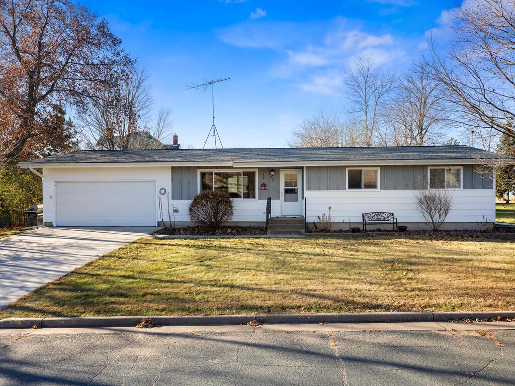 615 S 2nd Street Luck WI 54853 6816425 image1