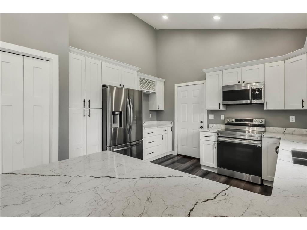 615 S Wisconsin Avenue Rice Lake WI 54868 6772231 image14