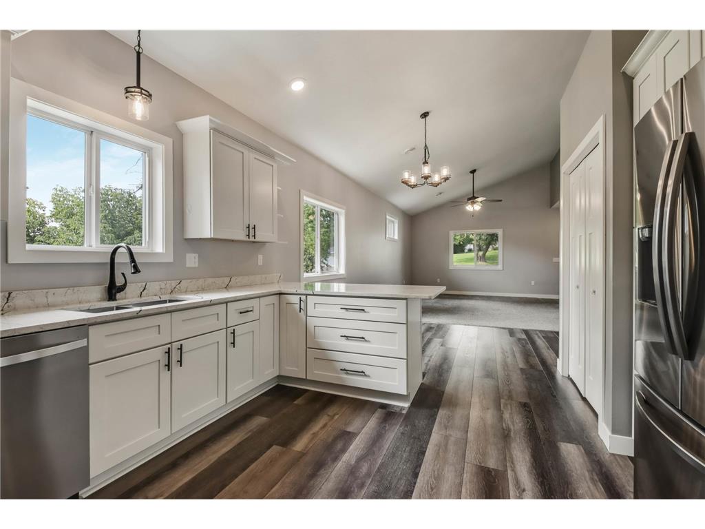 615 S Wisconsin Avenue Rice Lake WI 54868 6772231 image16