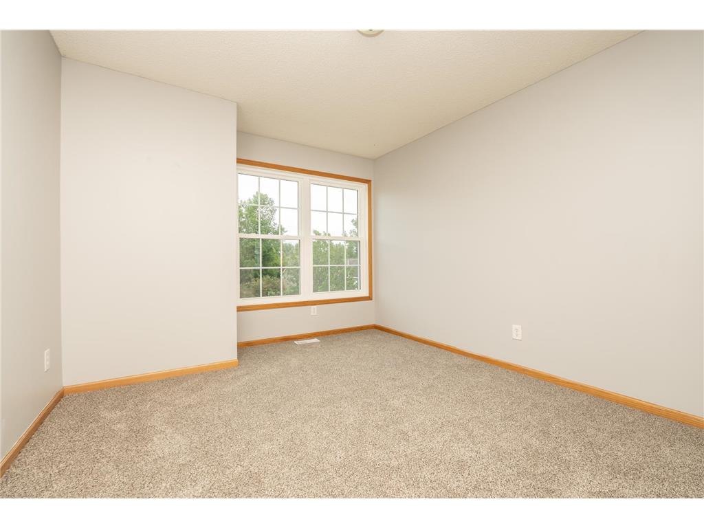 615 Village Parkway Circle Pines MN 55014 7099005 image20