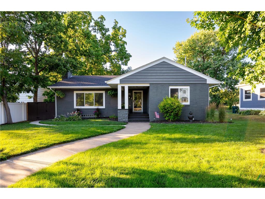 615 Vine Street Hudson WI 54016 7105490 image1