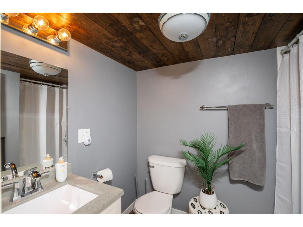 615 Vine Street Hudson WI 54016 7105490 image16