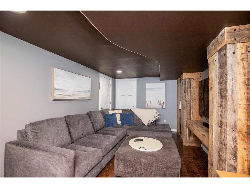 615 Vine Street Hudson WI 54016 7105490 image19
