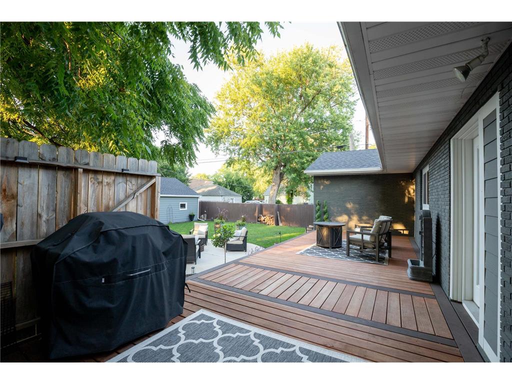 615 Vine Street Hudson WI 54016 7105490 image23