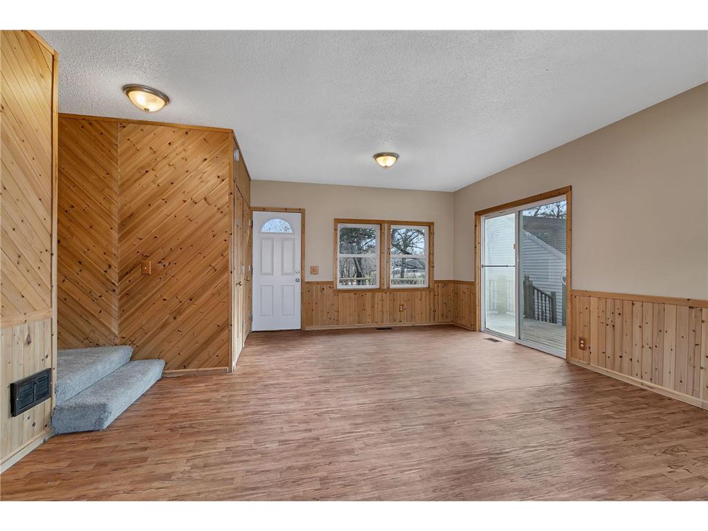 6150 193rd Avenue NE New London Twp MN 56273 6821235 image1