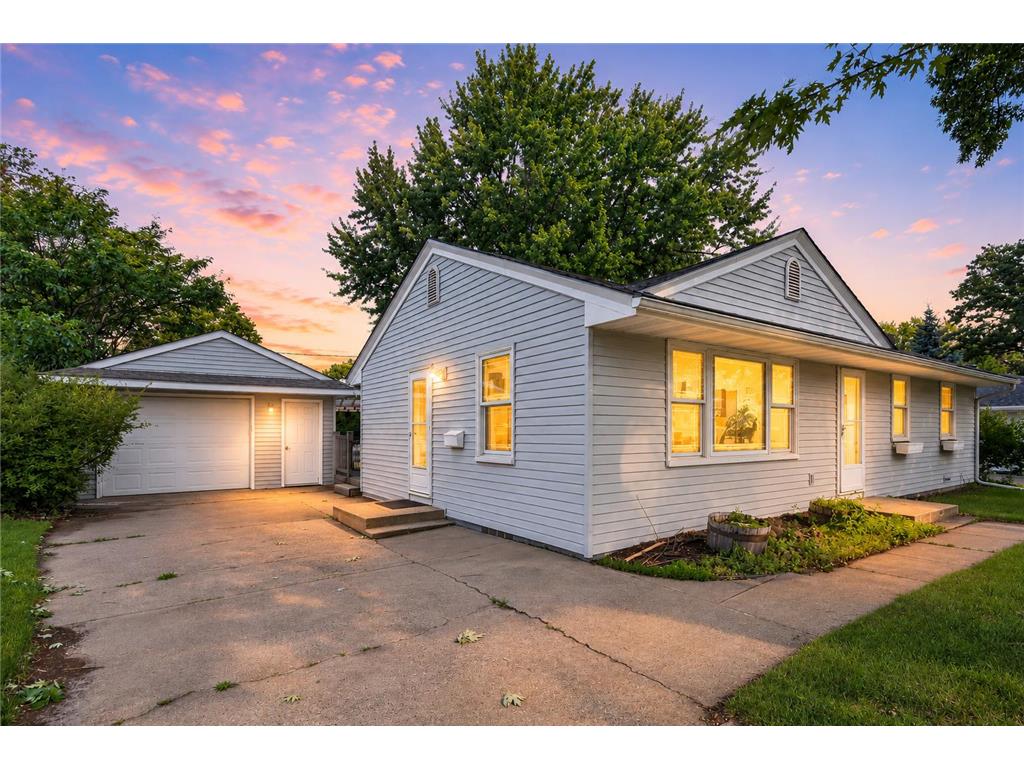 6150 Rainbow Drive NE Fridley MN 55432 7103017 image1