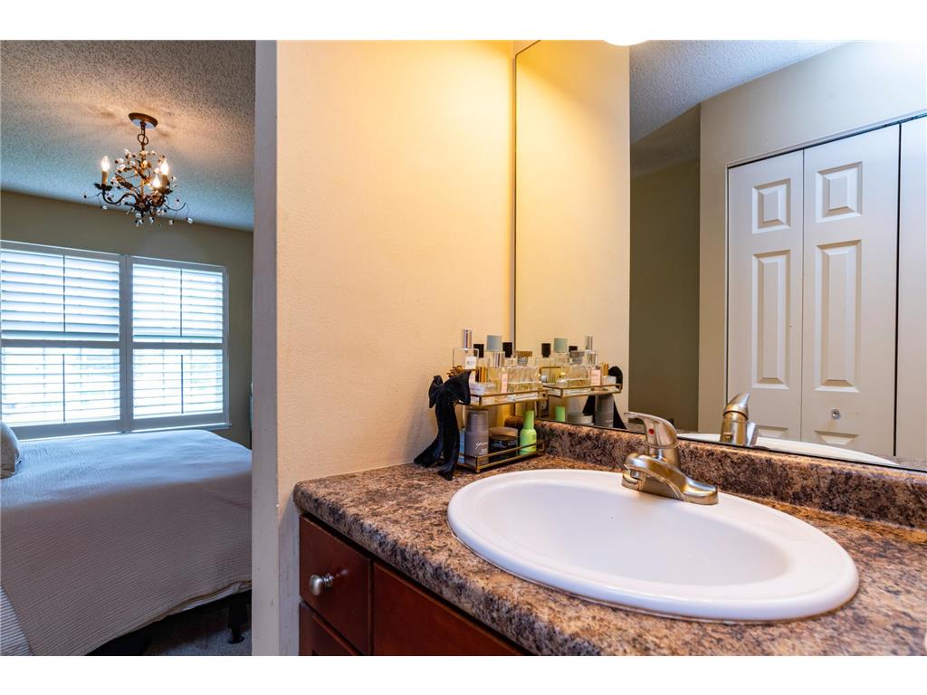 6155 Chasewood Parkway #201 Minnetonka MN 55343 7070781 image25