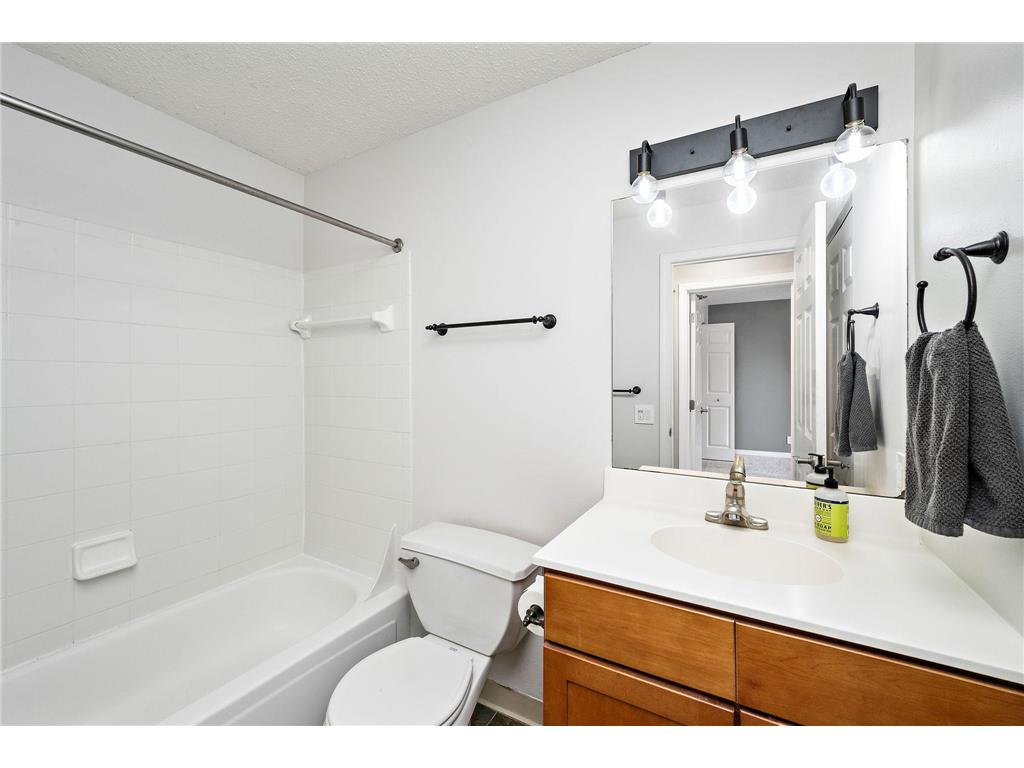 6155 Chasewood Parkway #204 Minnetonka MN 55343 7104112 image13