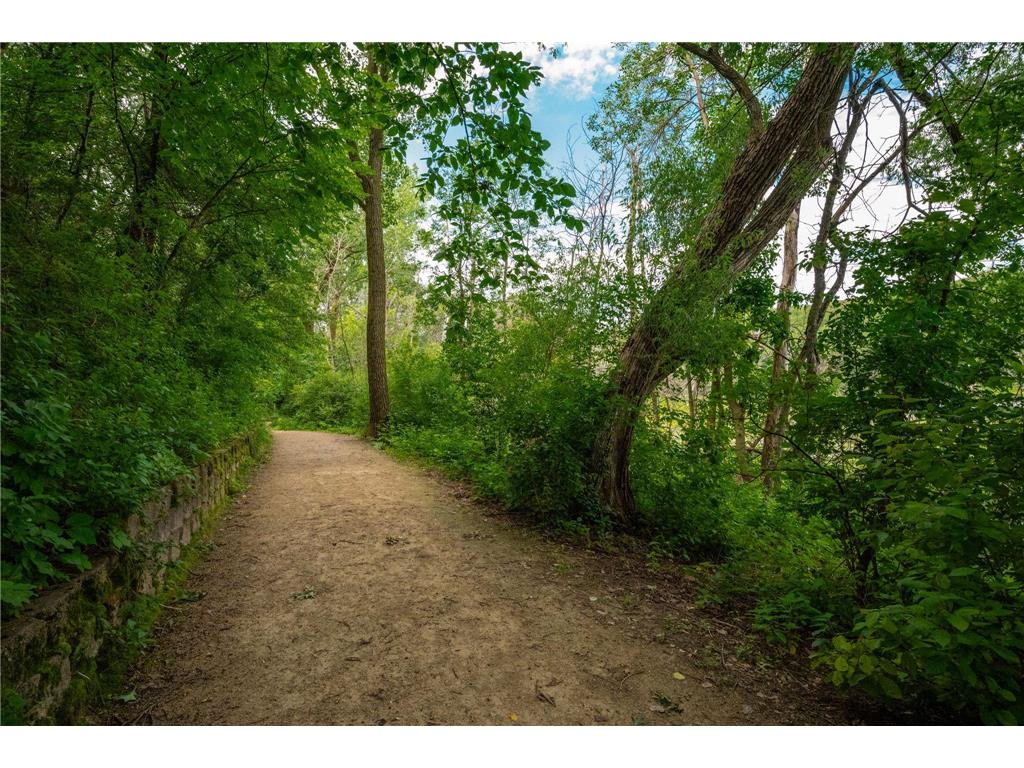 6155 Chasewood Parkway #204 Minnetonka MN 55343 7104112 image27