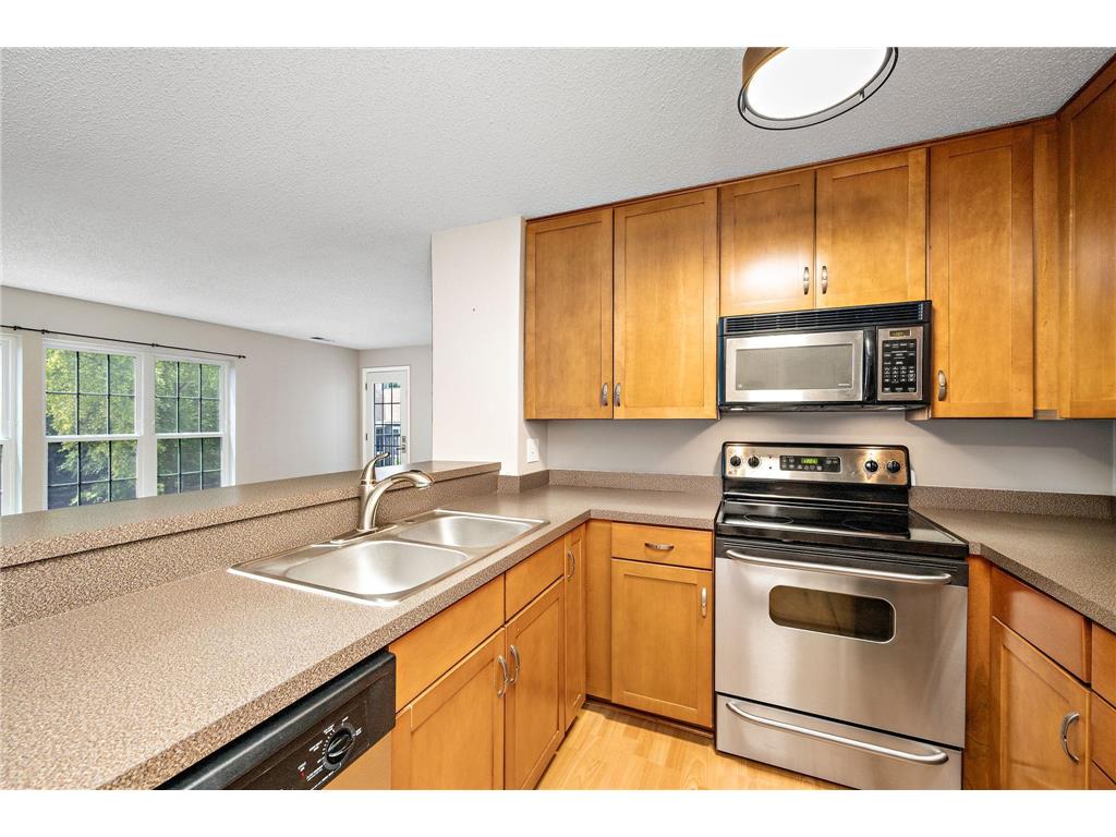 6155 Chasewood Parkway #204 Minnetonka MN 55343 7104112 image3