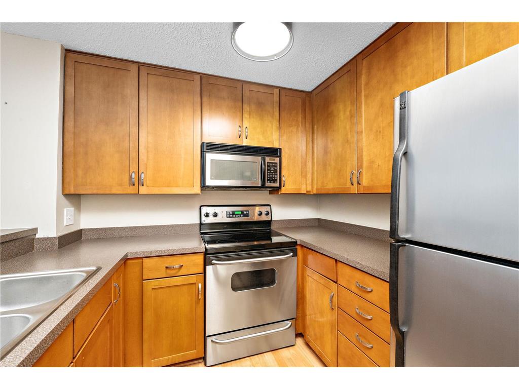 6155 Chasewood Parkway #204 Minnetonka MN 55343 7104112 image4
