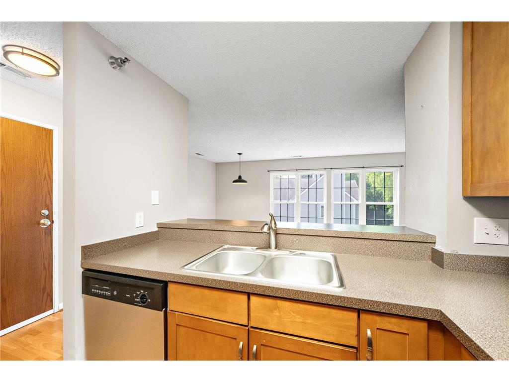 6155 Chasewood Parkway #204 Minnetonka MN 55343 7104112 image5