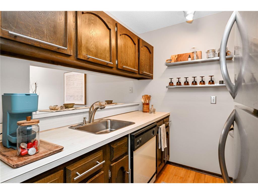 6158 Golden Valley Road Golden Valley MN 55422 7052236 image13