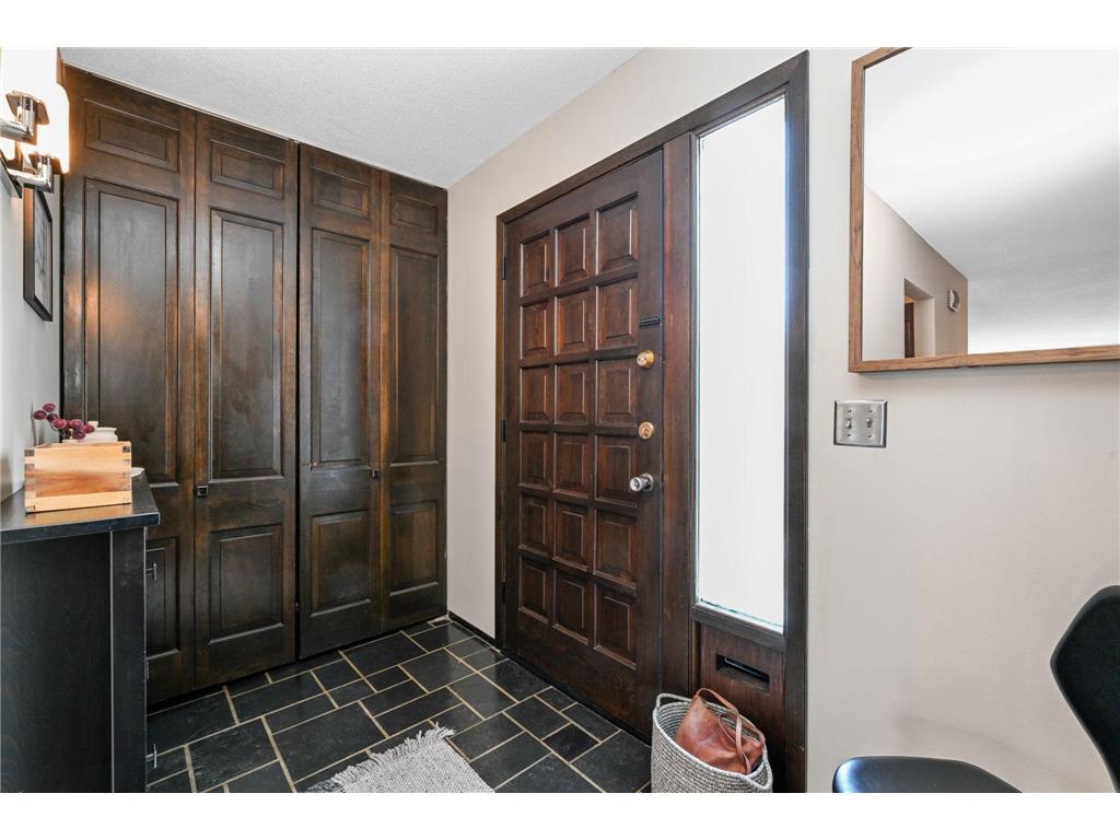 6158 Golden Valley Road Golden Valley MN 55422 7052236 image2