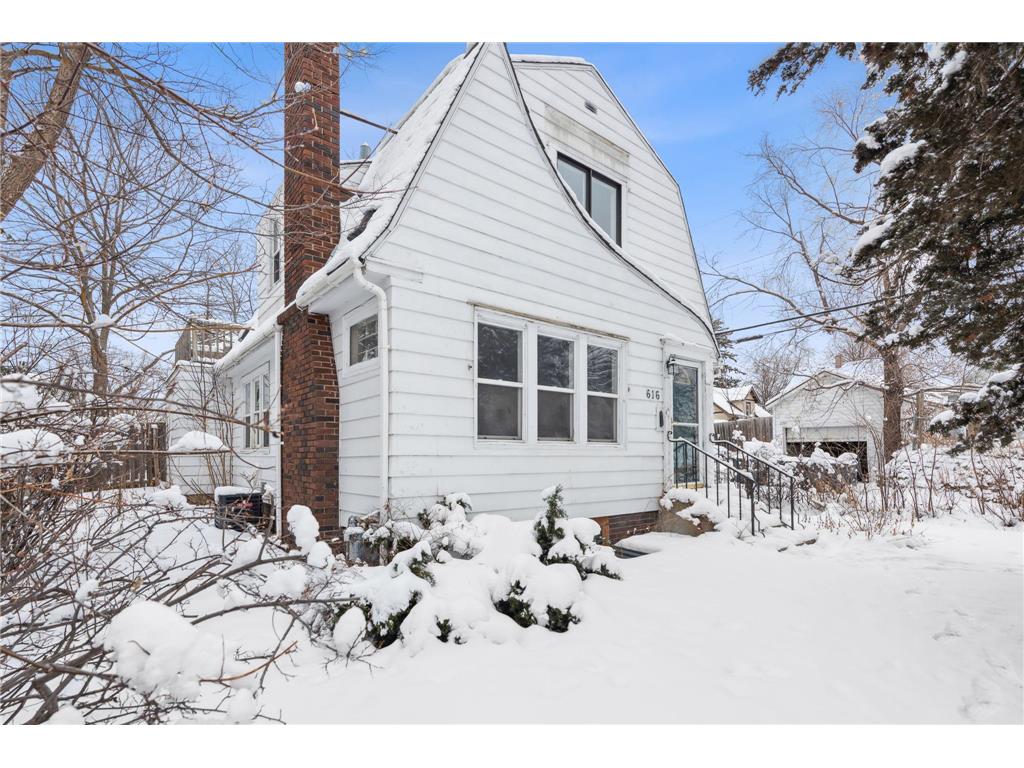 616 37th Avenue N, Minneapolis, MN 55412 MLS 6318748 Edina Realty