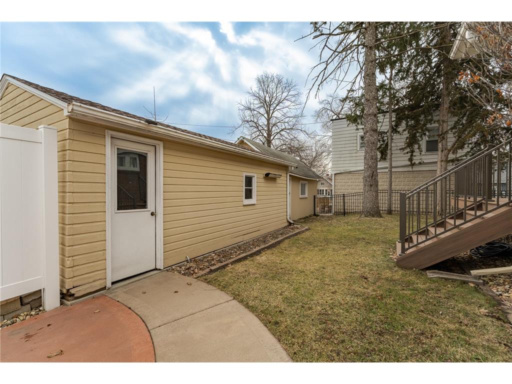 616 5th Avenue SW Rochester MN 55902 7034233 image28