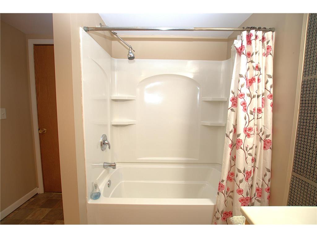 616 7th Street NE Staples MN 56479 7094654 image22