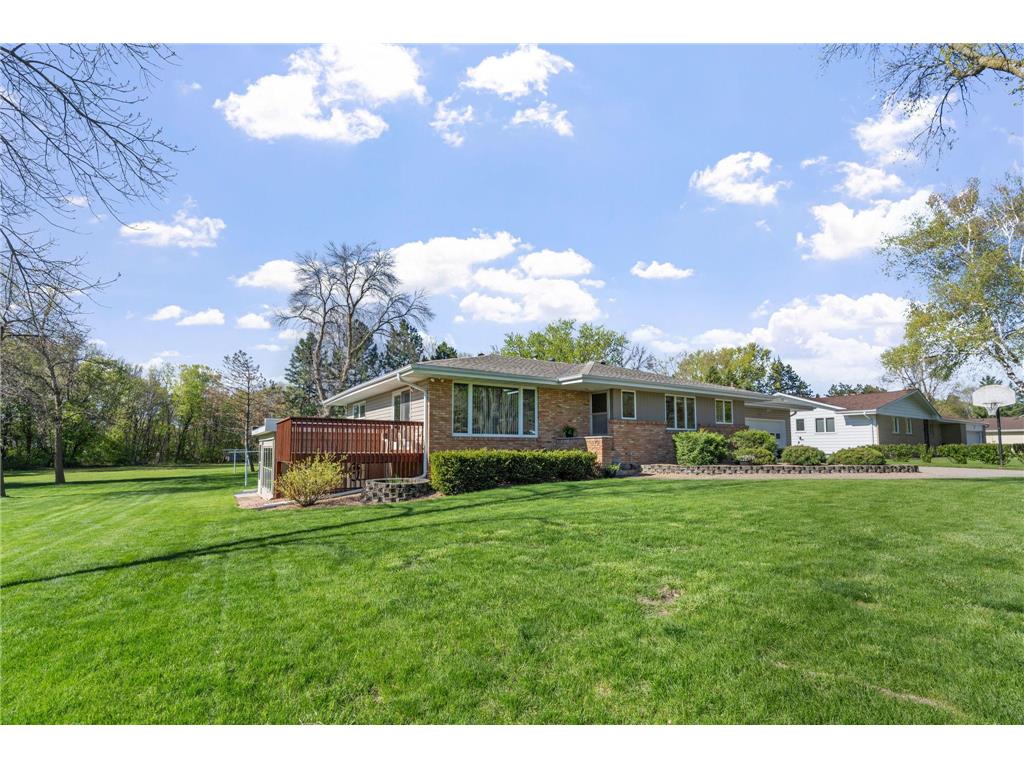 616 Elm Avenue SE Montgomery MN 56069 7105941 image25