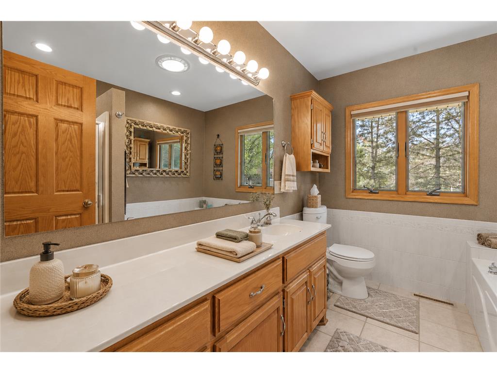 616 Elm Avenue SE Montgomery MN 56069 7105941 image8