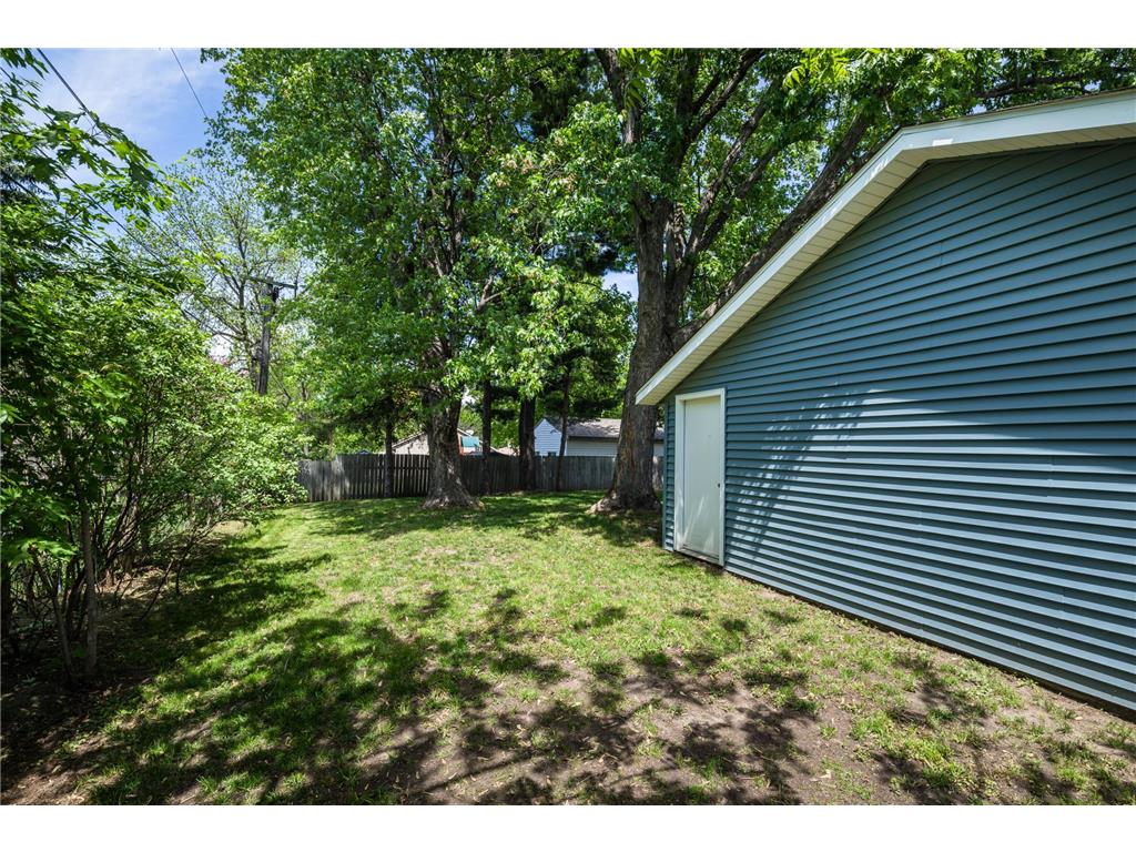 616 Esther Lane Woodbury MN 55125 7080188 image11