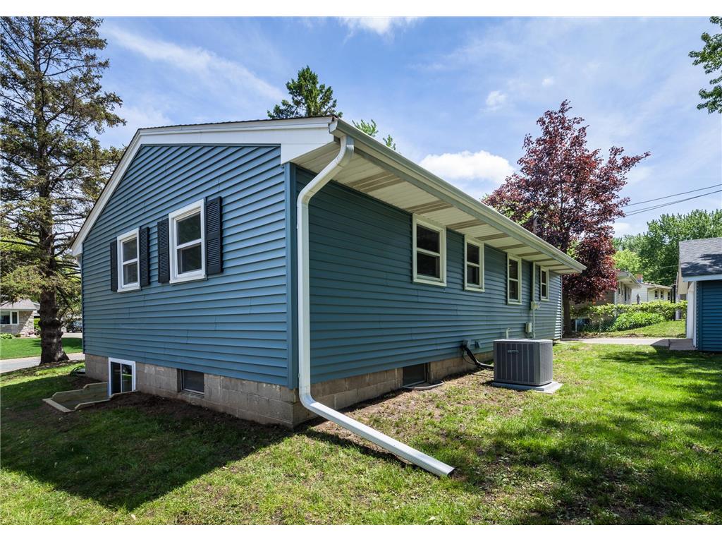 616 Esther Lane Woodbury MN 55125 7080188 image12