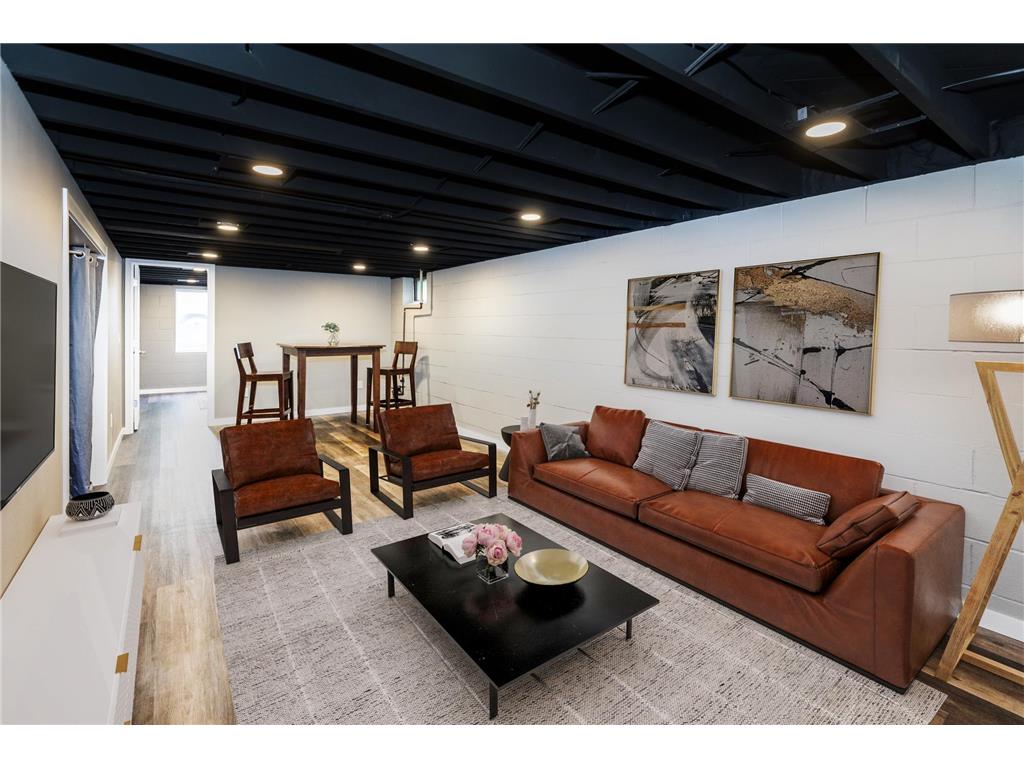 616 Esther Lane Woodbury MN 55125 7080188 image46