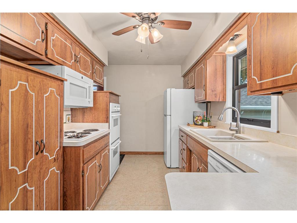 616 Hattie Lane Woodbury MN 55125 6800297 image10