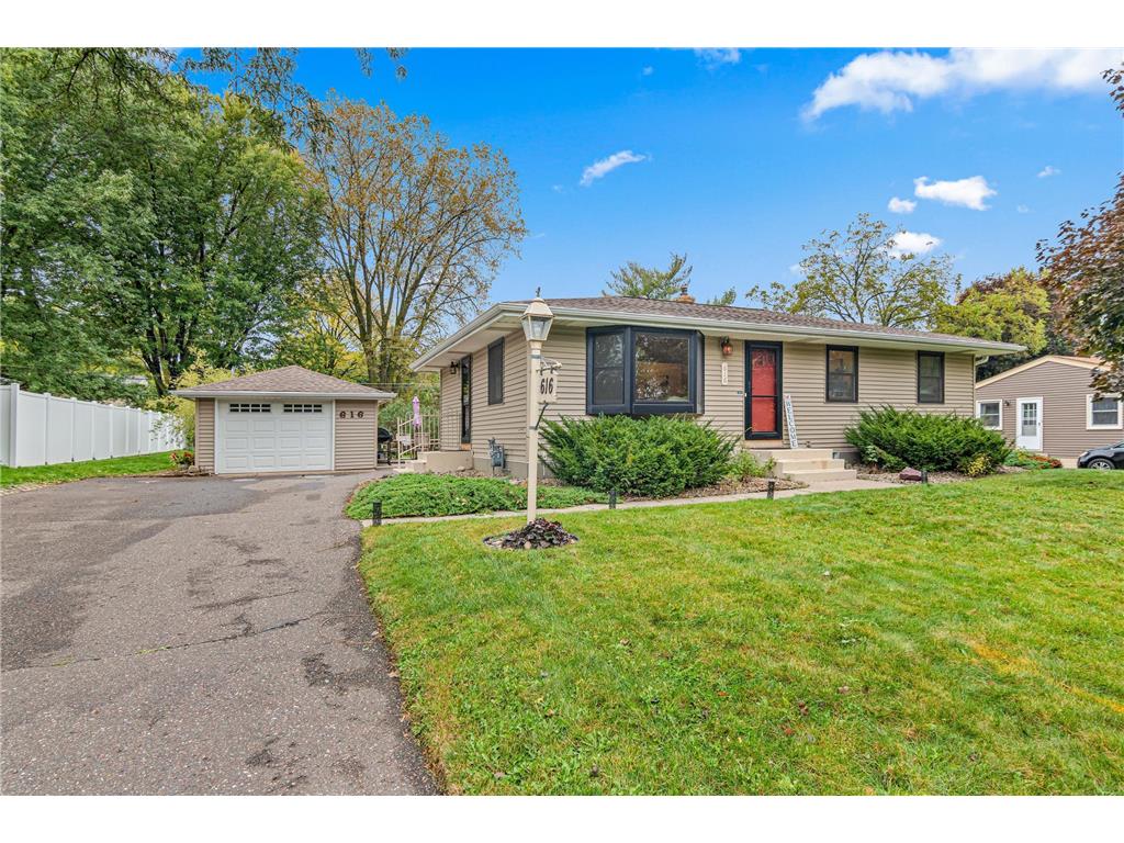 616 Hattie Lane Woodbury MN 55125 6800297 image2