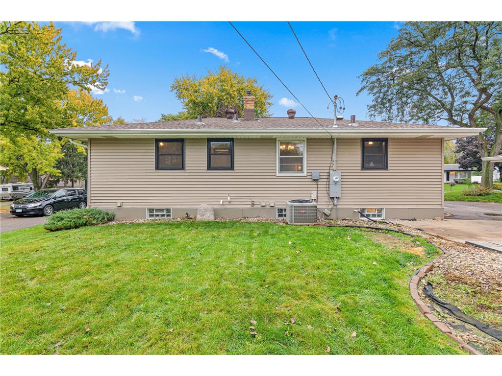616 Hattie Lane Woodbury MN 55125 6800297 image31