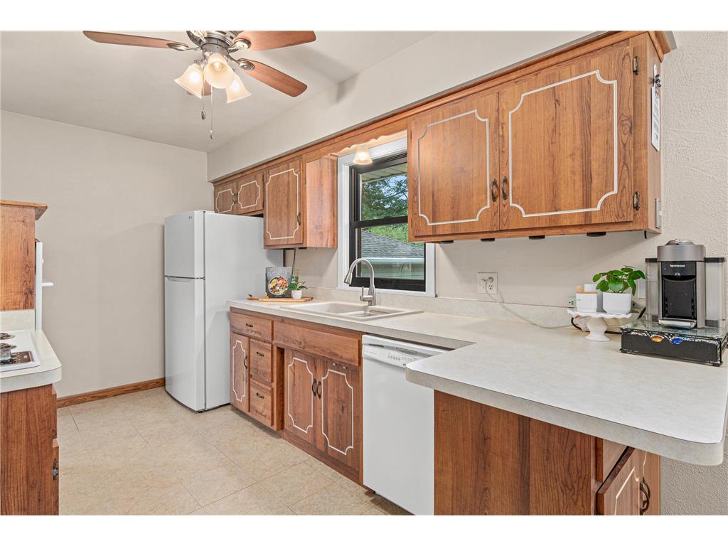 616 Hattie Lane Woodbury MN 55125 6800297 image9