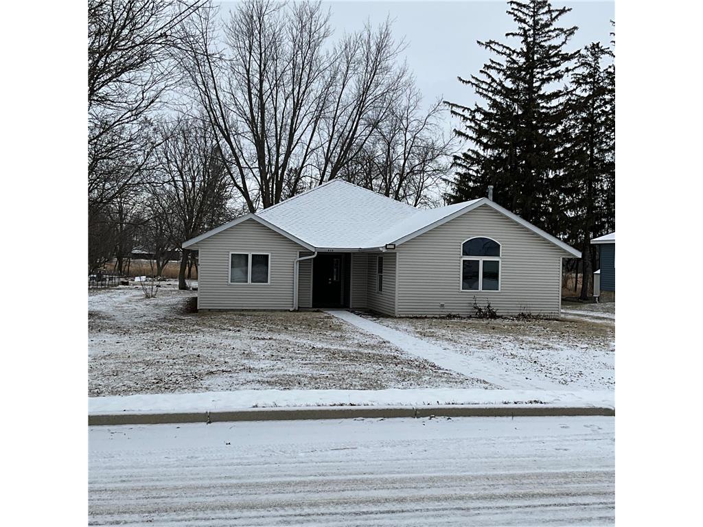 616 Main Street West Concord MN 55985 6689934 image1