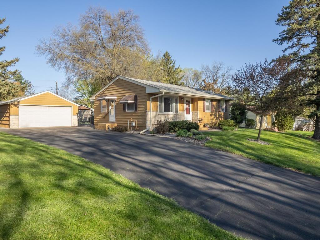 616 Martha Lane Woodbury MN 55125 7055061 image1