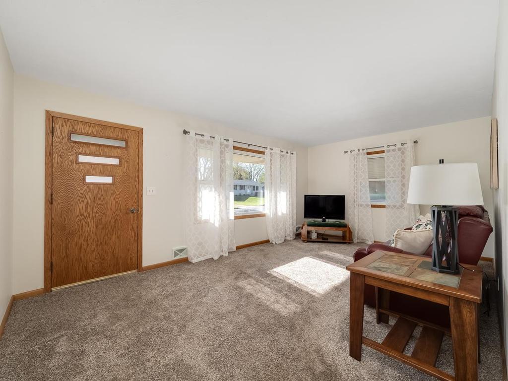 616 Martha Lane Woodbury MN 55125 7055061 image12