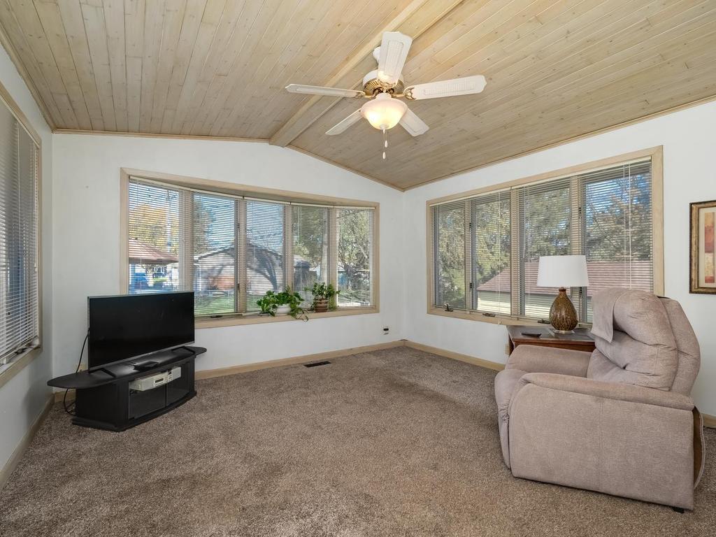 616 Martha Lane Woodbury MN 55125 7055061 image17
