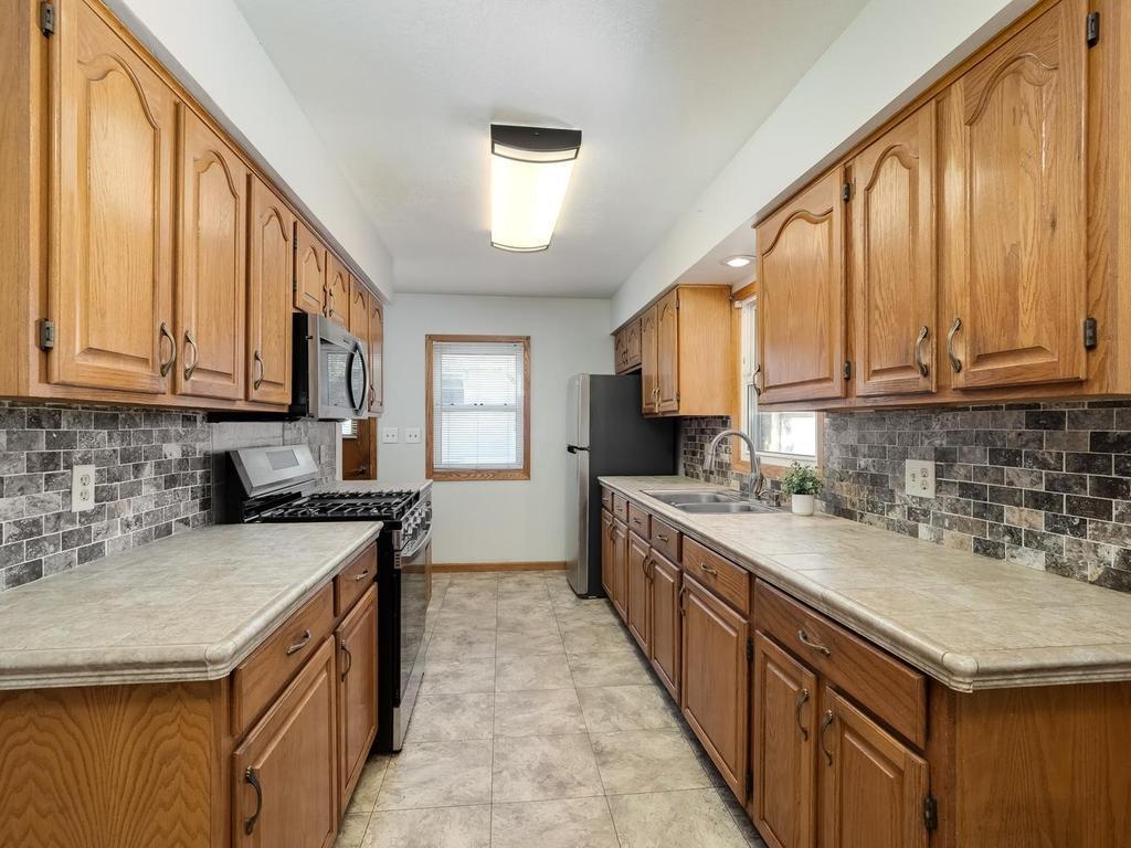 616 Martha Lane Woodbury MN 55125 7055061 image19
