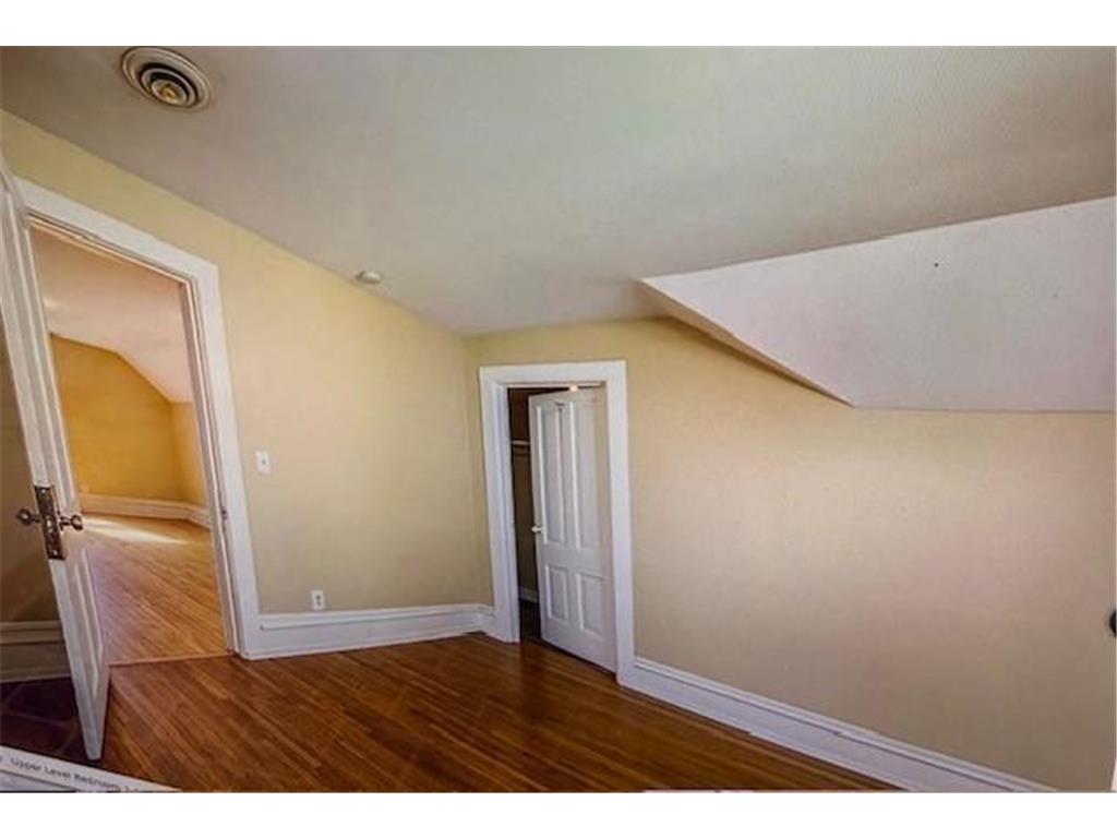 616 Monroe Street NE Minneapolis MN 55413 7001881 image10