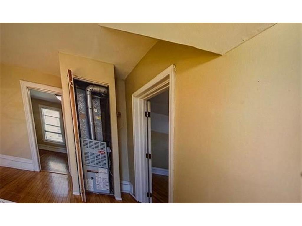 616 Monroe Street NE Minneapolis MN 55413 7001881 image11